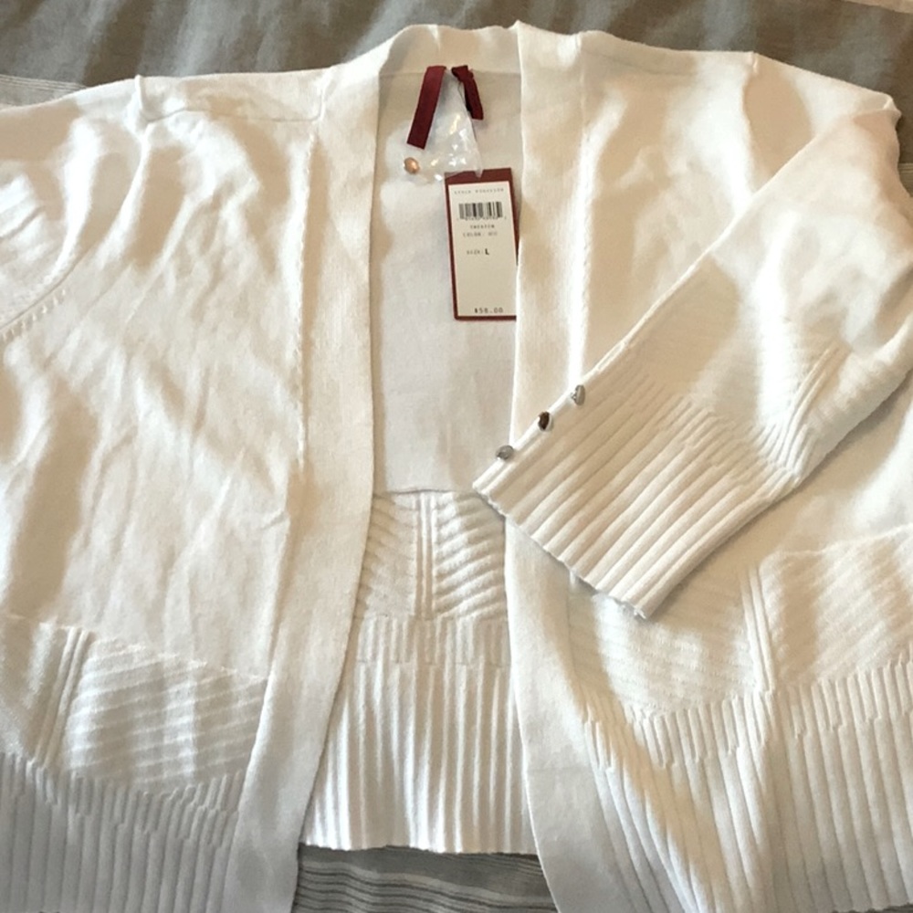 NWT Love Scarlett Sweater Size L